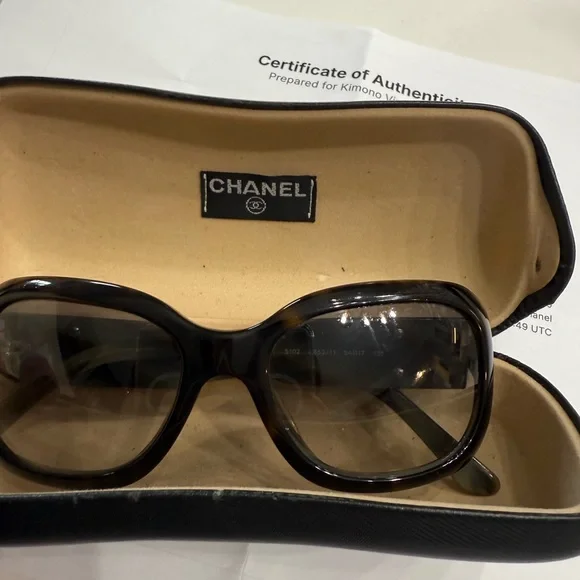 CHANEL Brown Marble Sunglasses 5102 - Picture 10 of 14